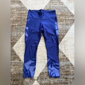 Under Armour Cropped Compression Leggings, Sz Large